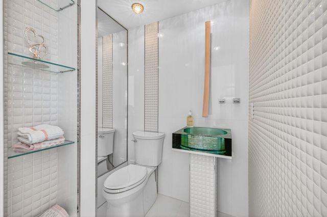2200 Inlet Drive, Fort Lauderdale, FL 33316