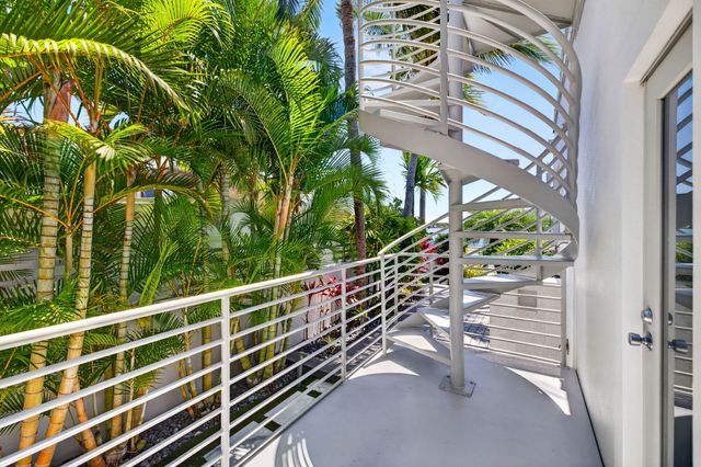 2200 Inlet Drive, Fort Lauderdale, FL 33316
