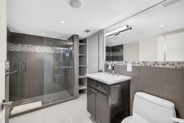 2200 Inlet Drive, Fort Lauderdale, FL 33316