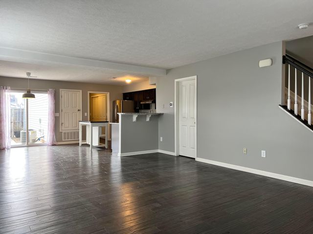 109 Gifford Road, 32, Columbus, OH 43235