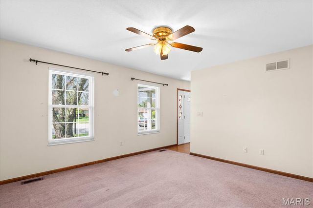 2420 Greenfield Court, Belleville, IL 62221