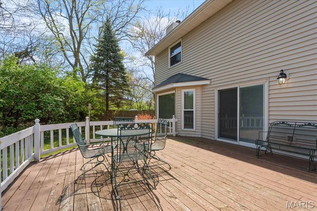 2420 Greenfield Court, Belleville, IL 62221