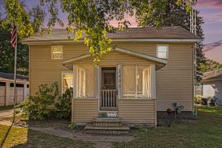 1408 Silverbrook Avenue, Niles City, MI 49120