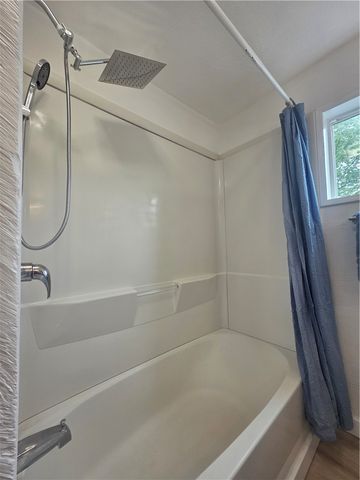 719 Allwine Ave, Jeannette, PA 15644