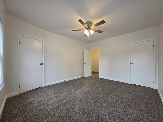719 Allwine Ave, Jeannette, PA 15644