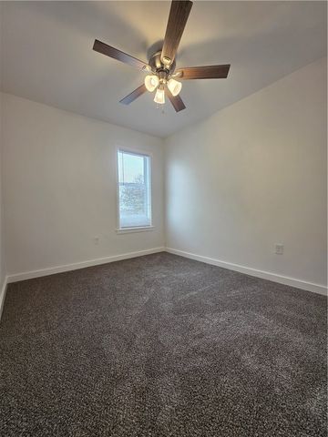 719 Allwine Ave, Jeannette, PA 15644