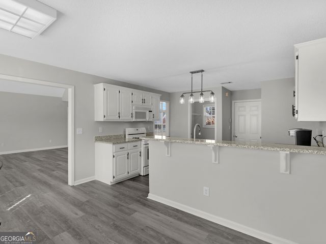 810 Karie Drive, Mcdonough, GA 30253