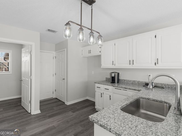 810 Karie Drive, Mcdonough, GA 30253