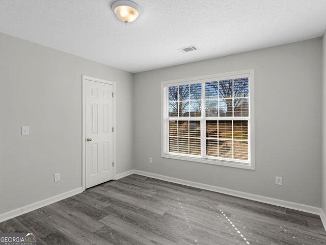 810 Karie Drive, Mcdonough, GA 30253