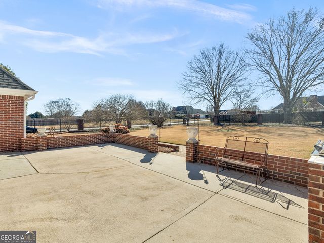 810 Karie Drive, Mcdonough, GA 30253