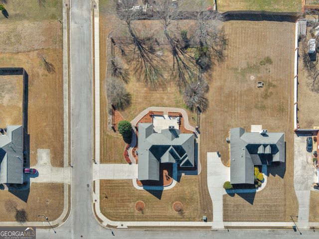 810 Karie Drive, Mcdonough, GA 30253