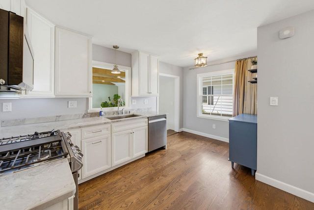 5251 N Santa Monica BOULEVARD, Whitefish Bay, WI 53217