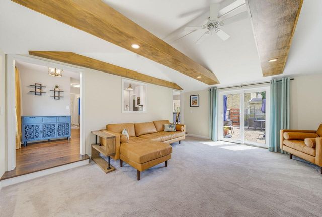 5251 N Santa Monica BOULEVARD, Whitefish Bay, WI 53217