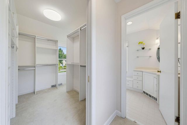 5251 N Santa Monica BOULEVARD, Whitefish Bay, WI 53217
