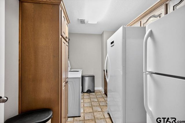 7811 Double Oaks Road, Athens, TX 75752