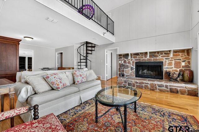 7811 Double Oaks Road, Athens, TX 75752