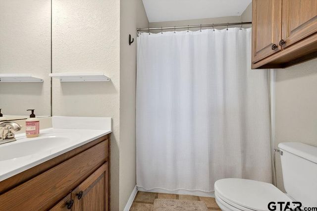 7811 Double Oaks Road, Athens, TX 75752