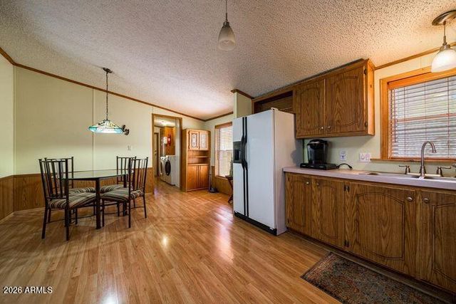 180 E OAK Drive, Munds Park, AZ 86017