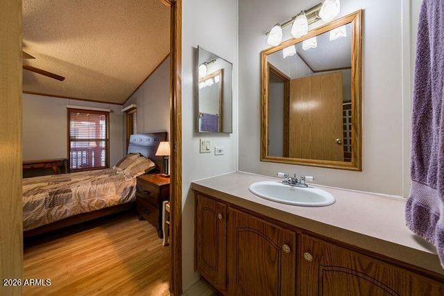 180 E OAK Drive, Munds Park, AZ 86017