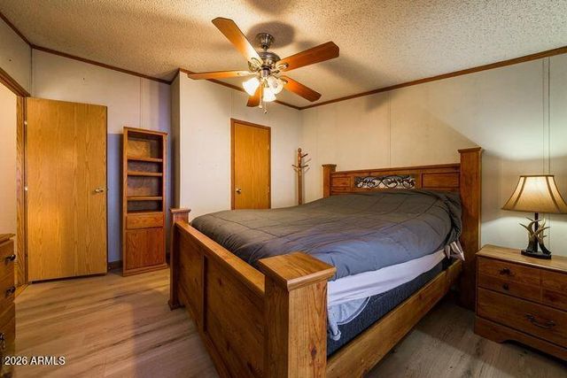 180 E OAK Drive, Munds Park, AZ 86017