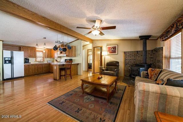 180 E OAK Drive, Munds Park, AZ 86017