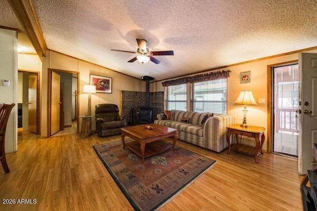 180 E OAK Drive, Munds Park, AZ 86017