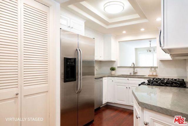 16040 W Sunset Boulevard 308, Pacific Palisades (los Angeles), CA 90272