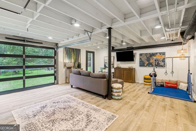 118 Glenell Drive, Woodstock, GA 30189