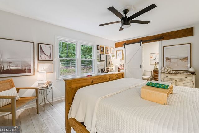 118 Glenell Drive, Woodstock, GA 30189