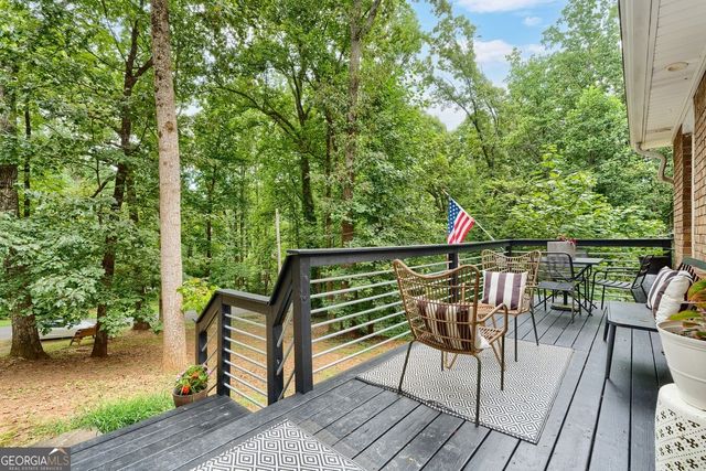 118 Glenell Drive, Woodstock, GA 30189