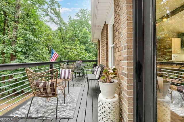 118 Glenell Drive, Woodstock, GA 30189