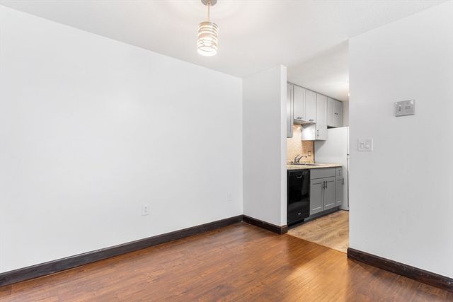 15 Bower Rd B2, Quincy, MA 02169