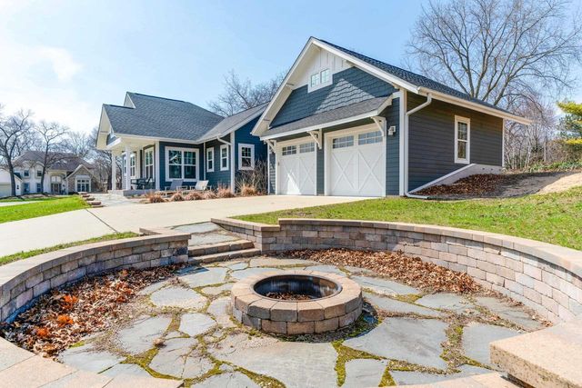 8610 Lakeshore DRIVE, Pleasant Prairie, WI 53158