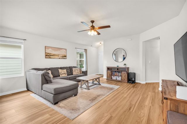 11903 Riprap DR, Manor, TX 78653