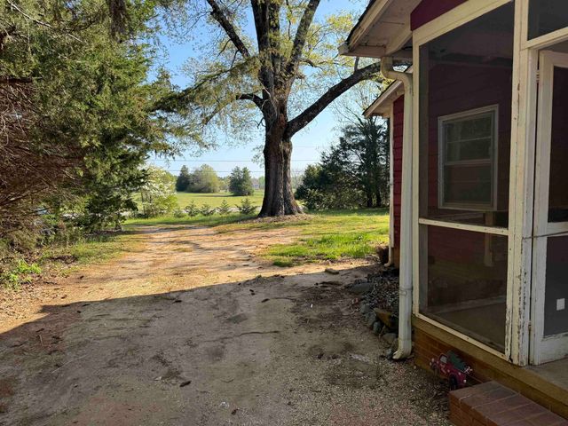 13381 Highway 11 Highway, Campobello, SC 29322