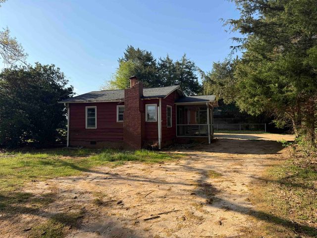 13381 Highway 11 Highway, Campobello, SC 29322