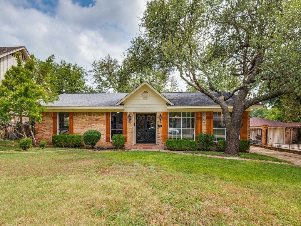 526 E Center Street, Duncanville, TX 75116
