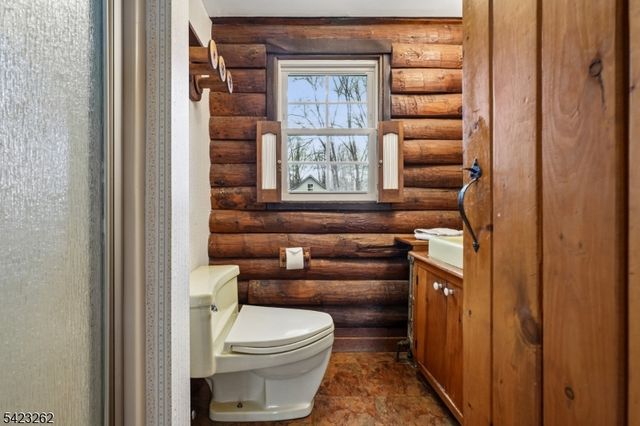 71 Hainesburg River Rd, Knowlton Twp., NJ 07832