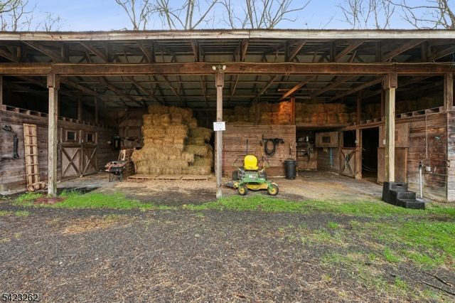 71 Hainesburg River Rd, Knowlton Twp., NJ 07832