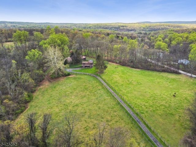 71 Hainesburg River Rd, Knowlton Twp., NJ 07832