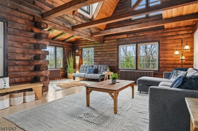 71 Hainesburg River Rd, Knowlton Twp., NJ 07832