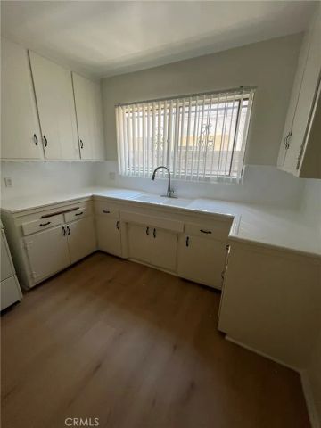 14638 Erwin Street 2, Van Nuys, CA 91411
