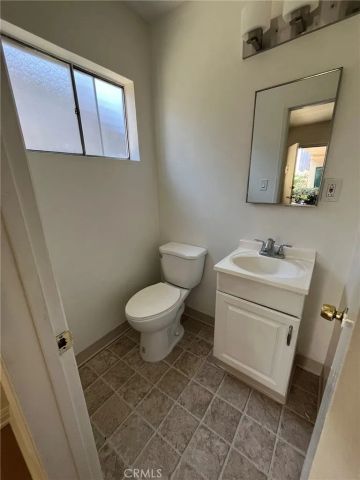14638 Erwin Street 2, Van Nuys, CA 91411