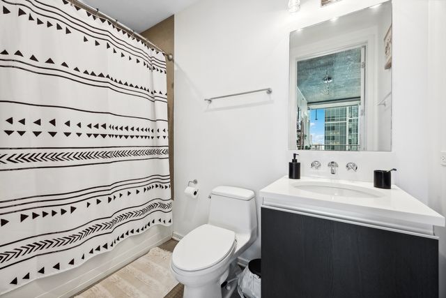 600 N FAIRBANKS Court 2902, Chicago, IL 60611