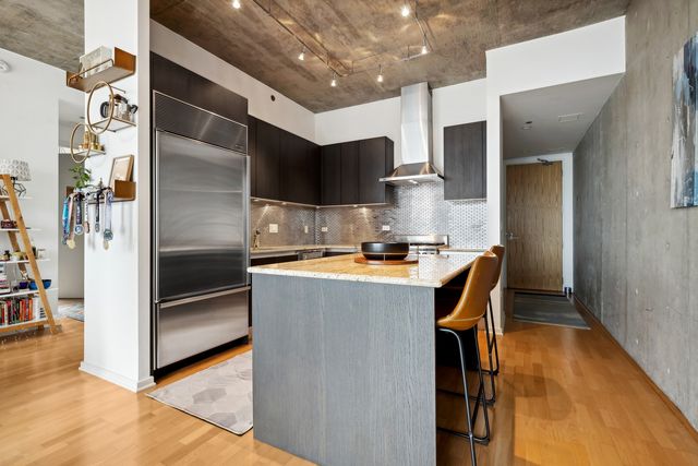 600 N FAIRBANKS Court 2902, Chicago, IL 60611