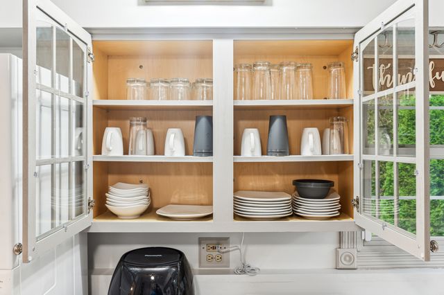 412 N Ridgeland Avenue, Elmhurst, IL 60126