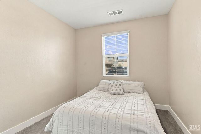 6001 Cardano Avenue, Bakersfield, CA 93313