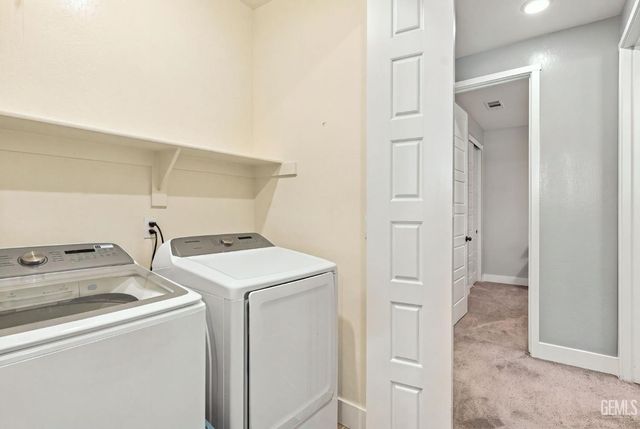 6001 Cardano Avenue, Bakersfield, CA 93313