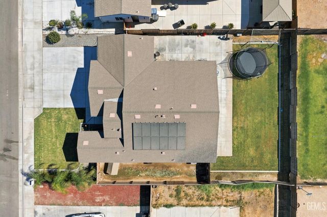 6001 Cardano Avenue, Bakersfield, CA 93313