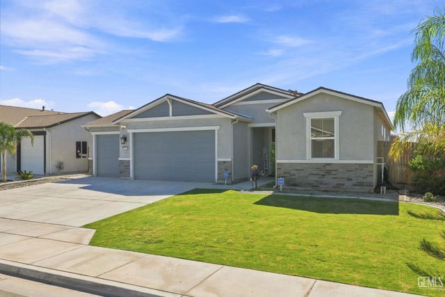 6001 Cardano Avenue, Bakersfield, CA 93313